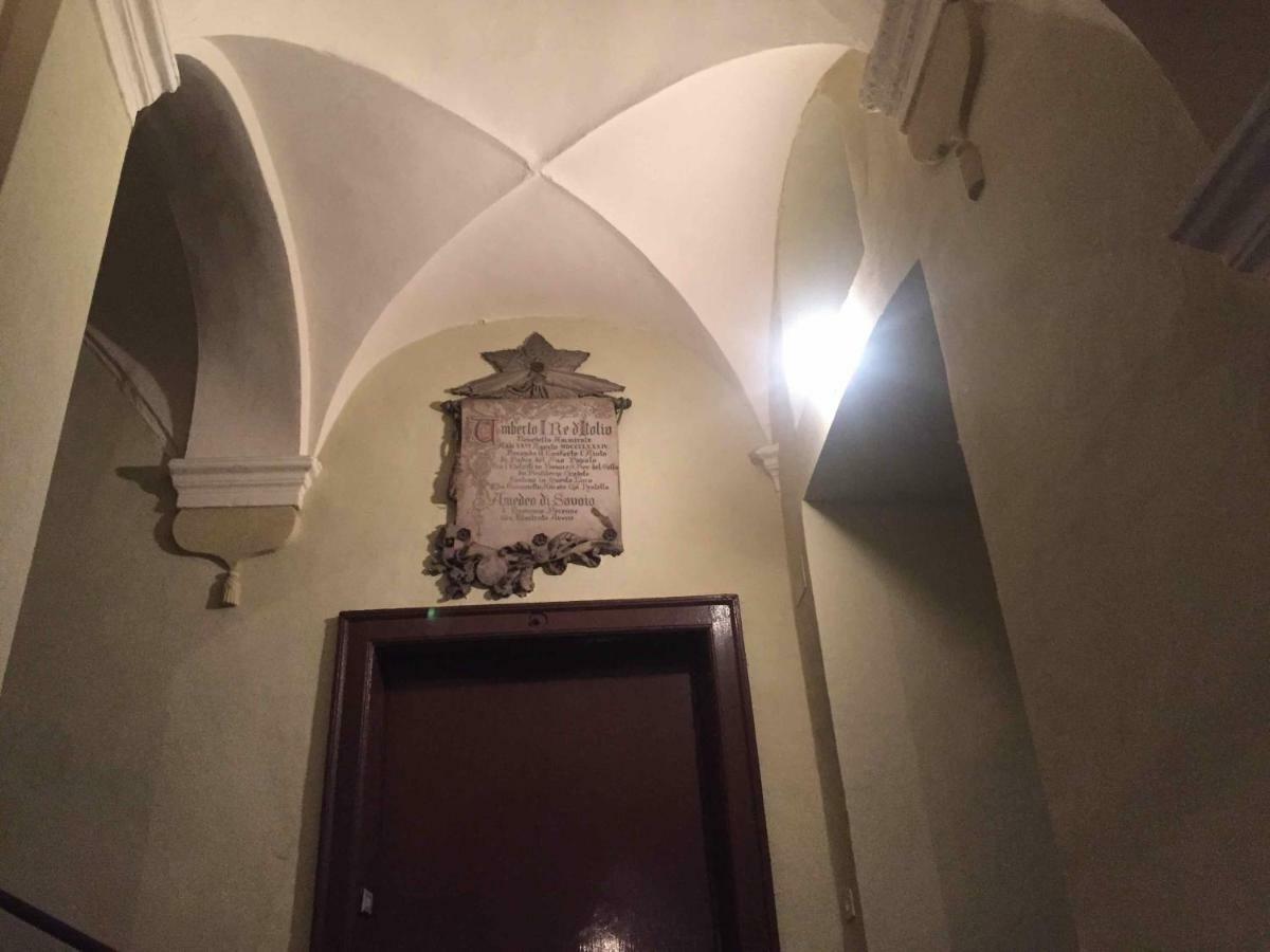 Lovely Apartments Barra Di Ferro Centro Storico Cuneo Exterior photo