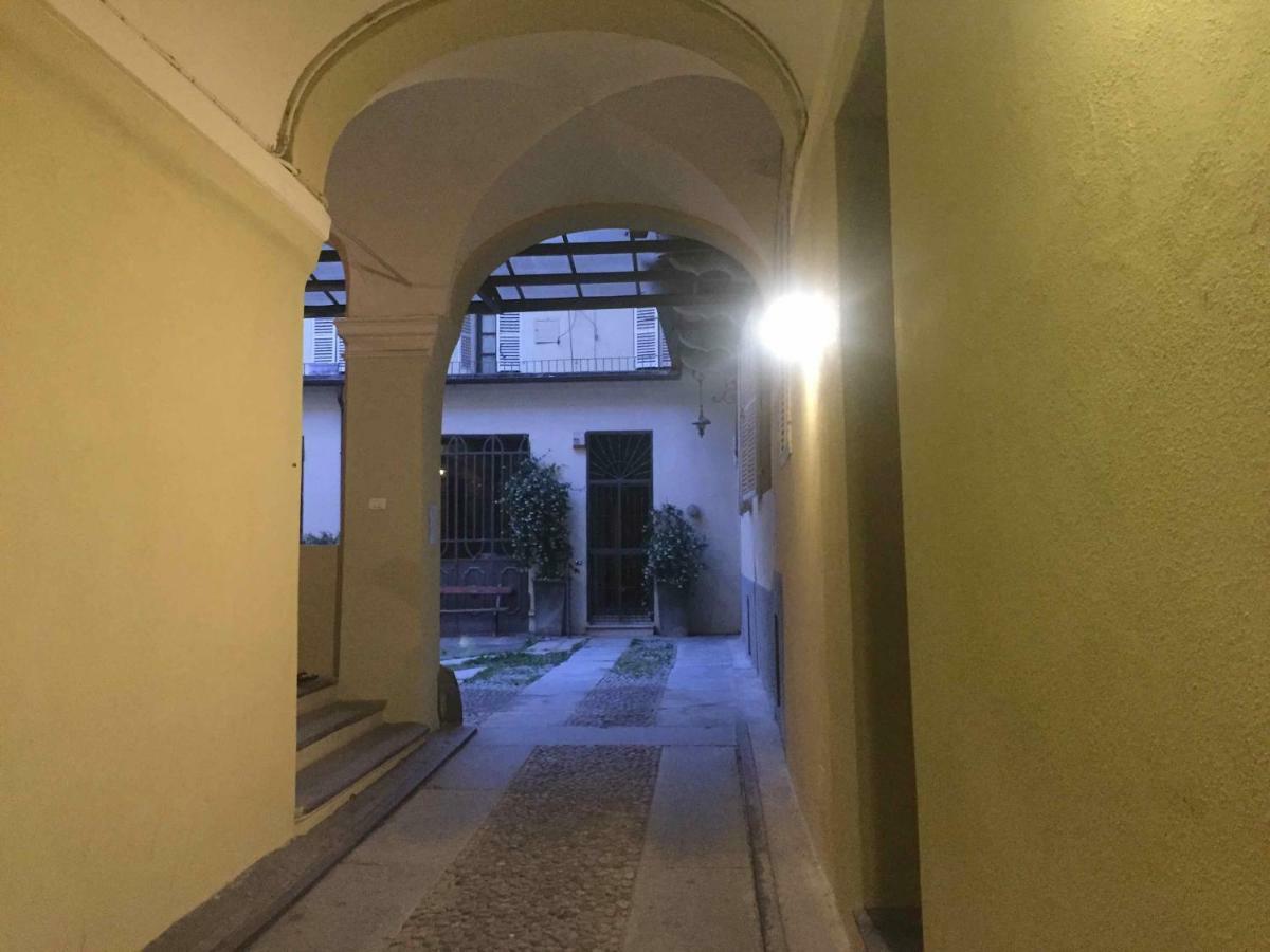 Lovely Apartments Barra Di Ferro Centro Storico Cuneo Exterior photo